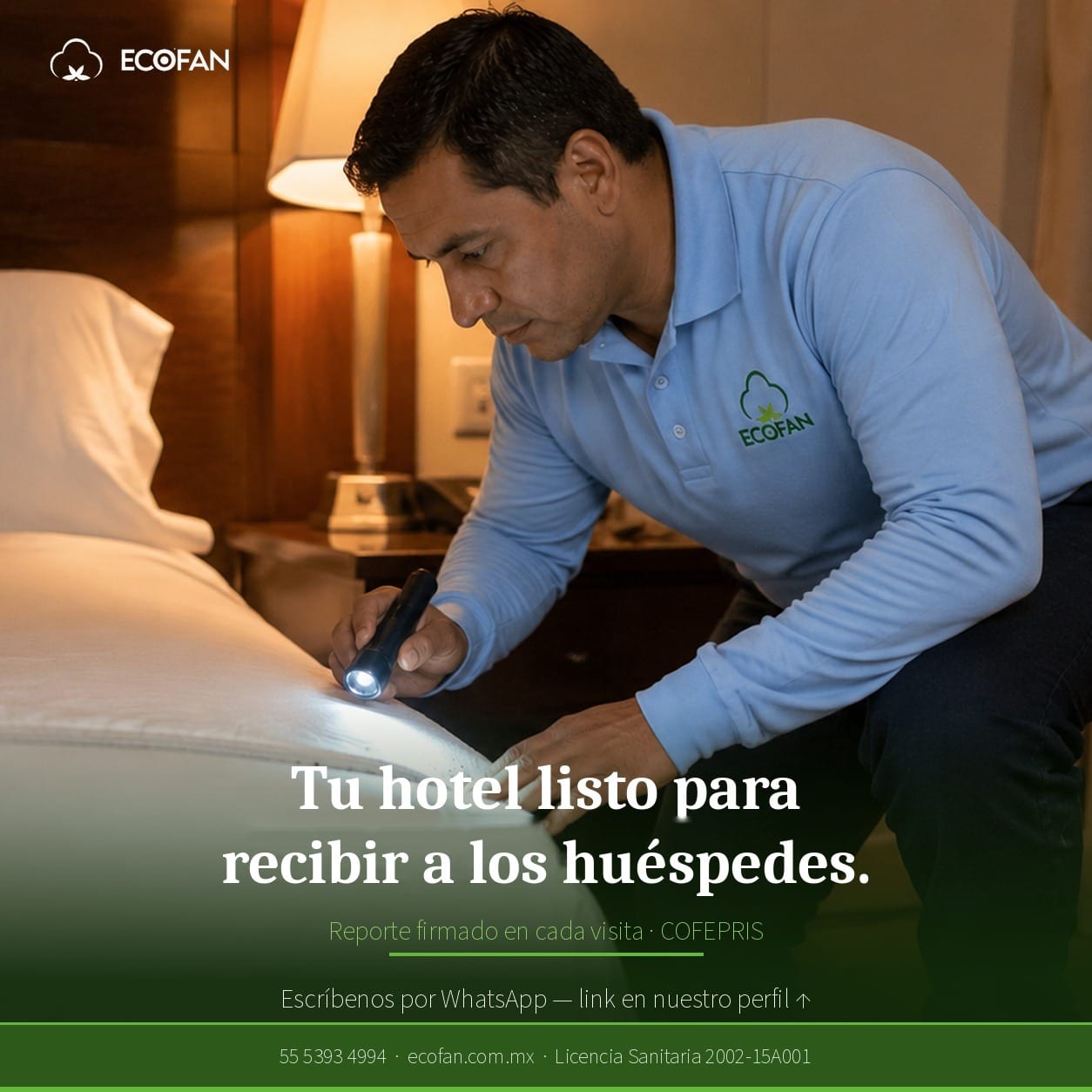 Técnico Ecofan inspeccionando habitación de hotel